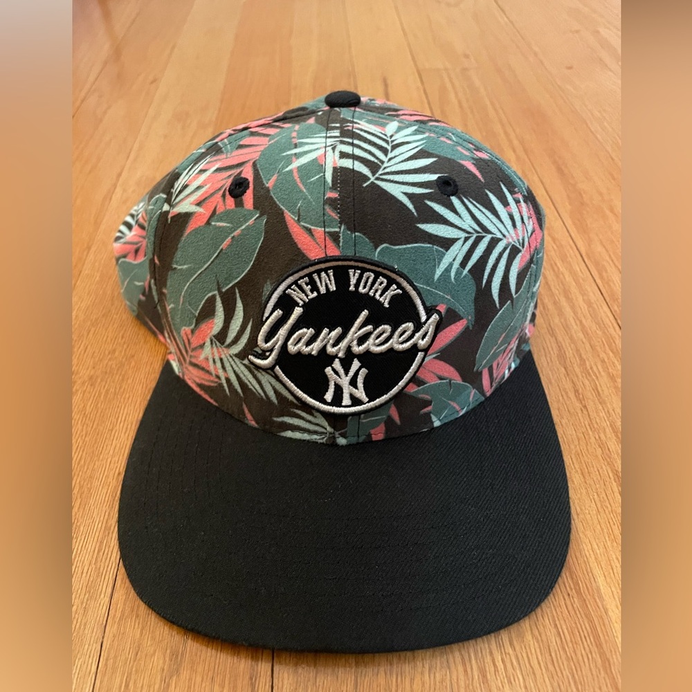47 BRAND Adjustable Men’s New York Yankees Hat
